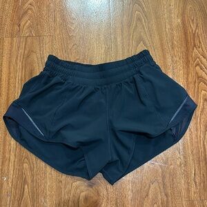 Lululemon Hotty Hot shorts